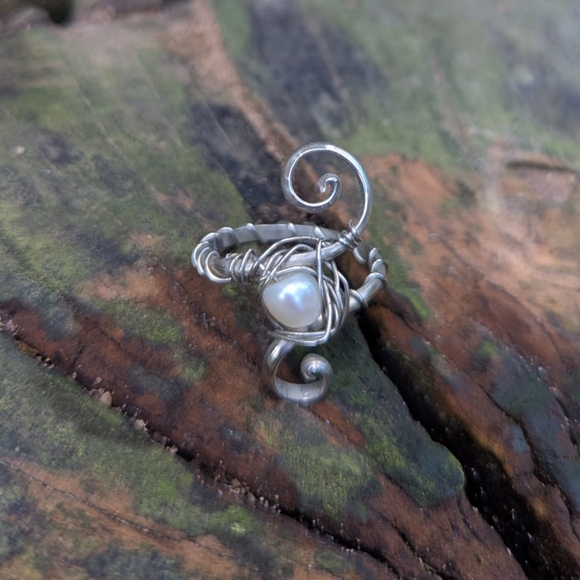 Handmade Wire Wrapped Pearl Ring - Picture 3 of 5